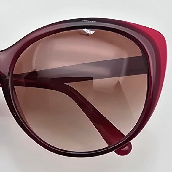 Coach HC8260 L1060 Berry Laminate Frame Red Gradent Oversized Cat Eye Sunglasses - Picture 11 of 13